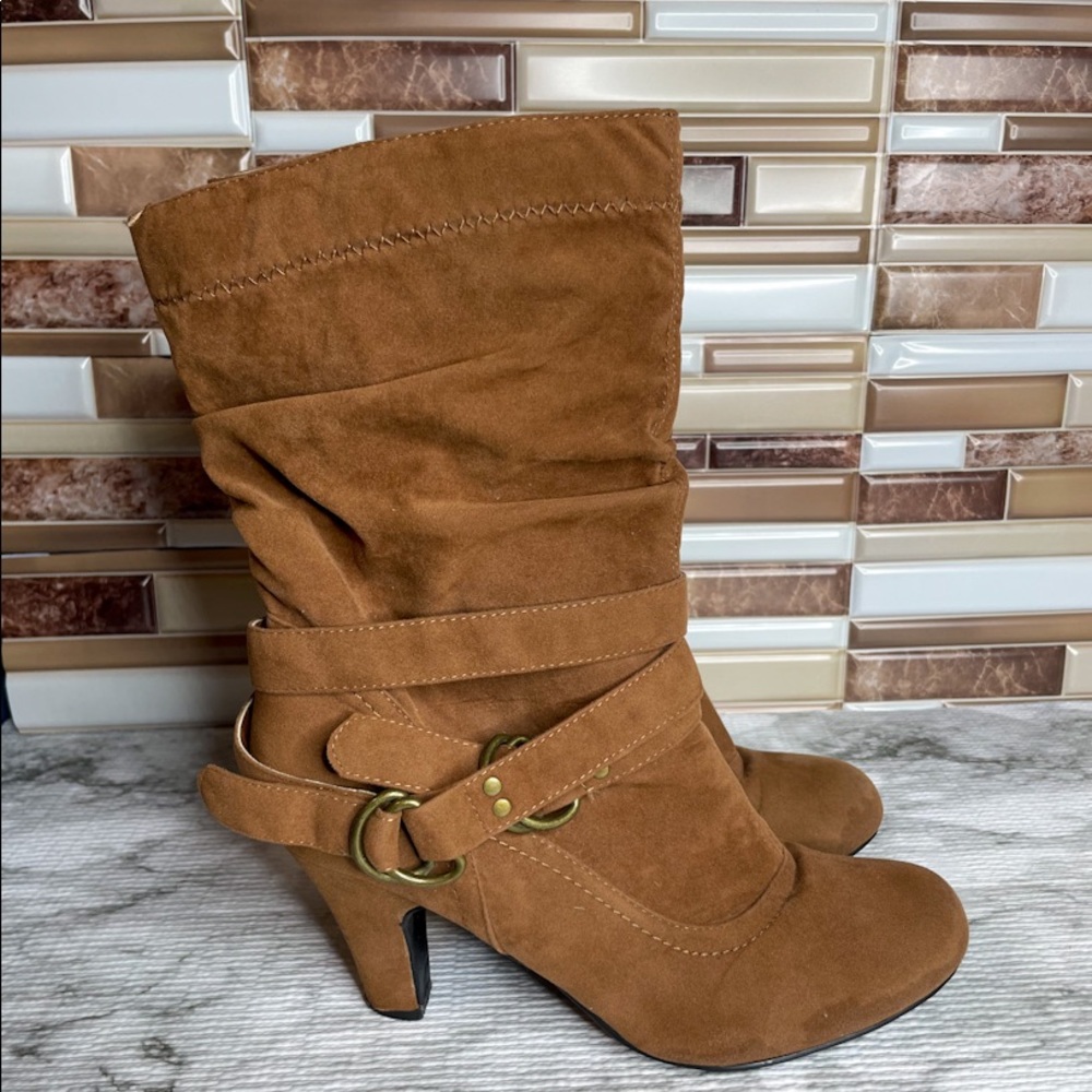 Charles Albert Low Heel Brown Boots Women's Western Ankle Booties